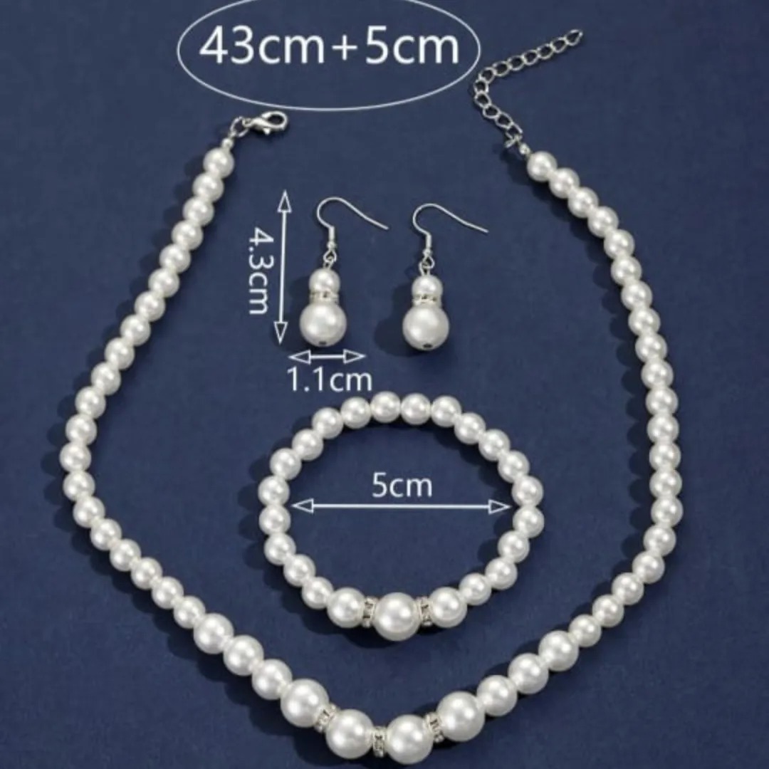 Pearls set in 875- only